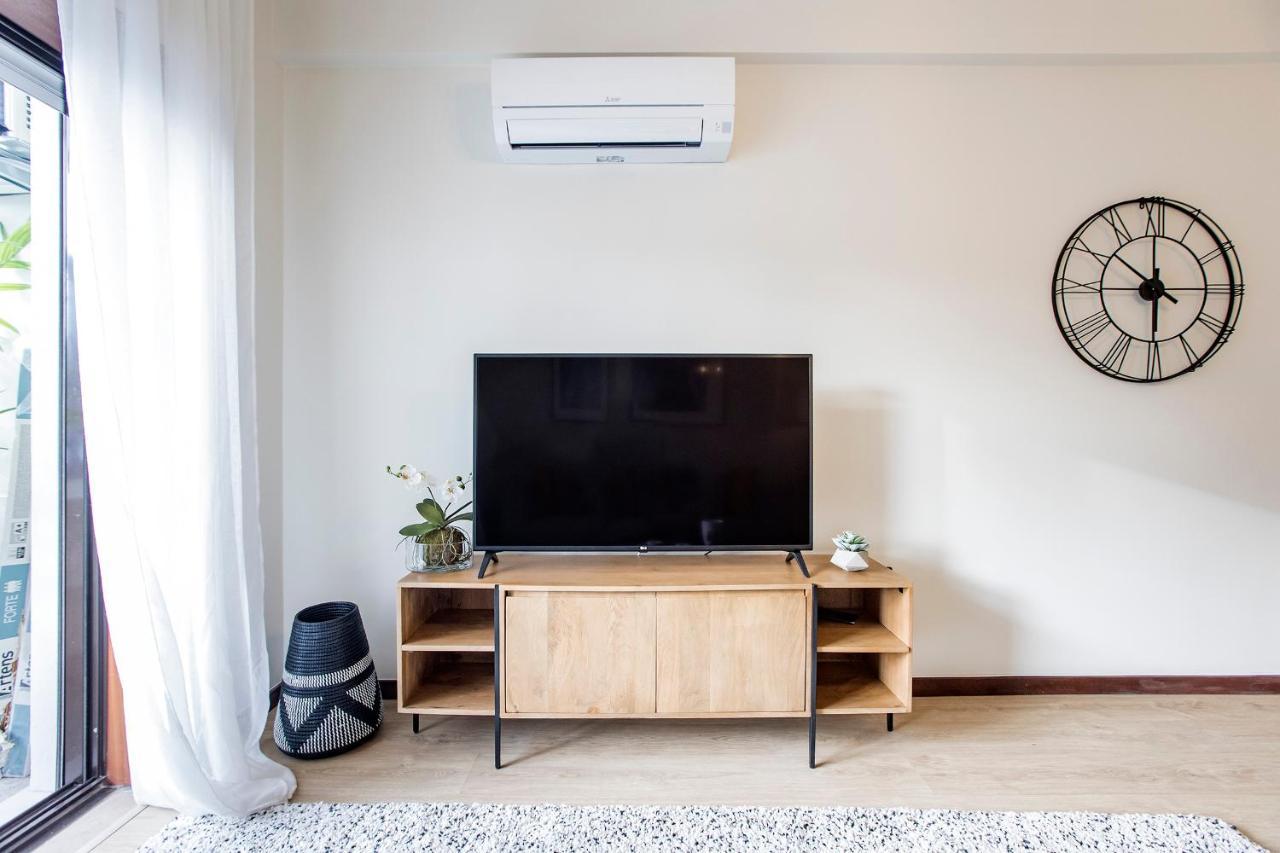 2Br Flat In Bonfim W/ Ac & Balcony By Lovelystay Porto Bagian luar foto